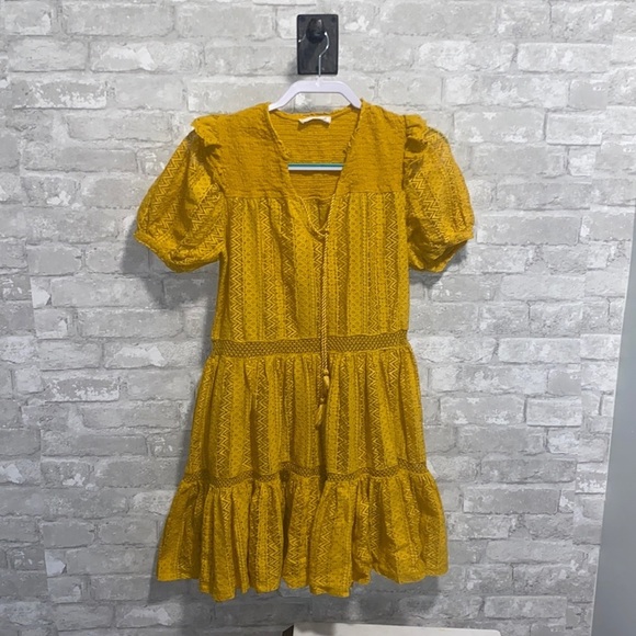 Mango Dresses & Skirts - 𝅺mango Lace Dress